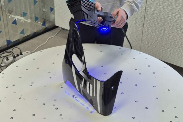 Reproduction et renforcement d&rsquo;une pièce de moto